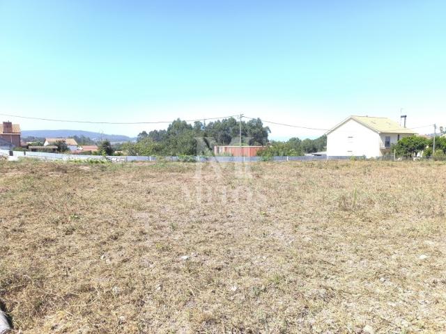 Terreno em zona de construção para venda em Alvarães Viana do Castelo