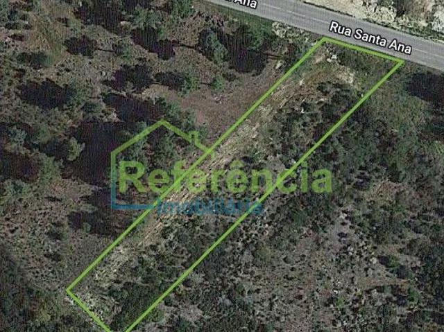 Terreno em zona movimentada da cidade