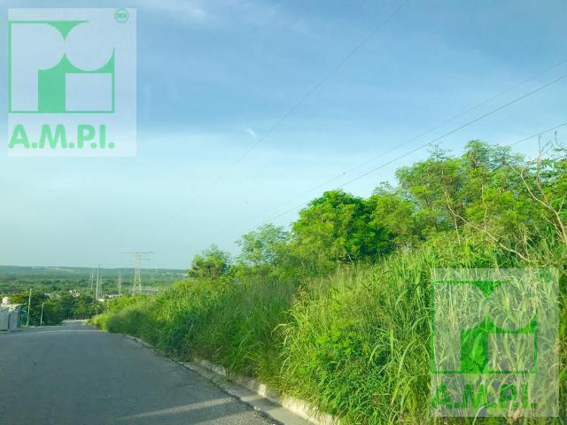 TERRENO EN AV. LAS TORRES AV. BAJA VELOCIDAD KALA