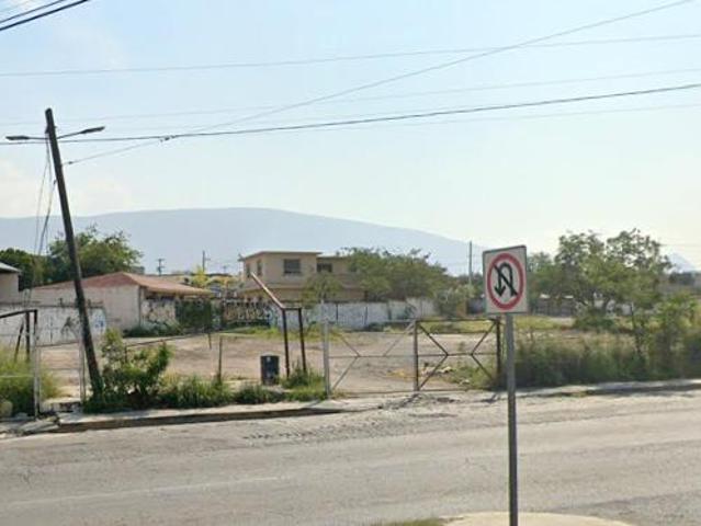 Terreno en Ave. Benito Ju?rez
