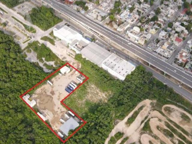 Terreno en Avenida 50 poniente Playa del Carmen