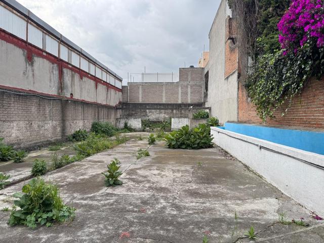 Terreno en Avenida Centenario