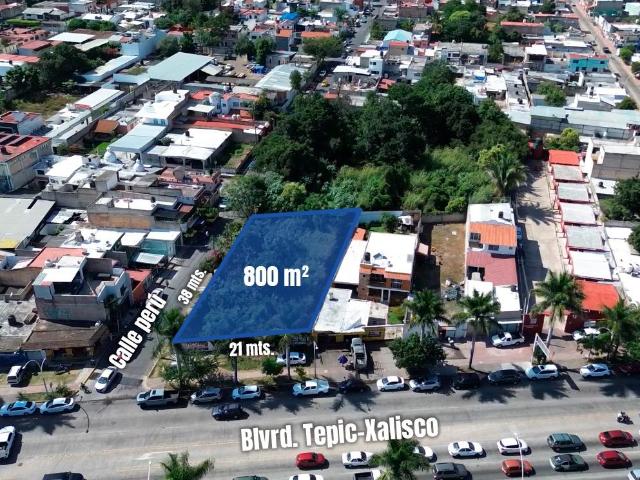 Terreno en Avenida Importante Boulevard Tepic Xalisco