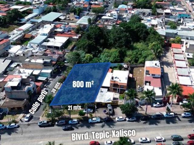 Terreno en Avenida Importante Boulevard Tepic Xalisco