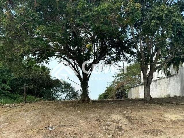 Terreno en Arcim