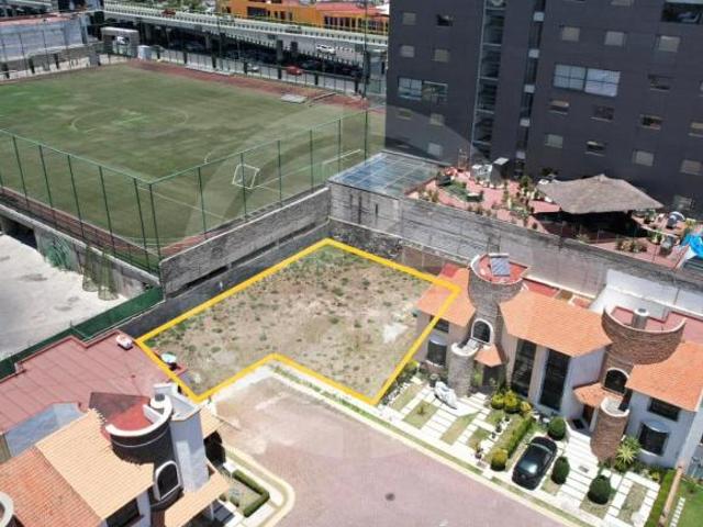 Terreno en Arboledas de San Javier