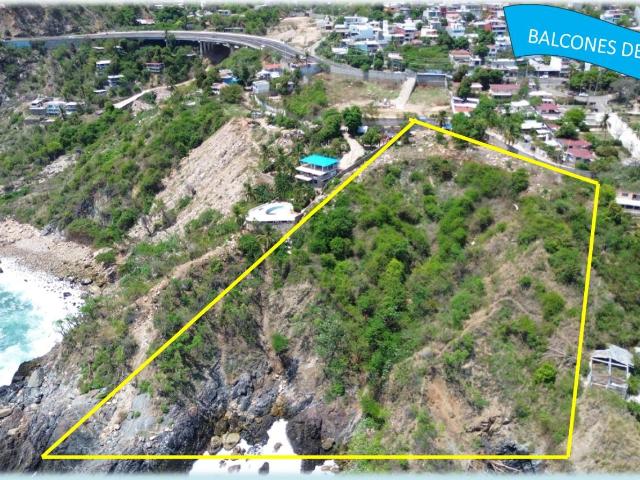 Terreno en Balcones al Mar en Calle Ardilla, Carretera Acapulco Zihuatanejo