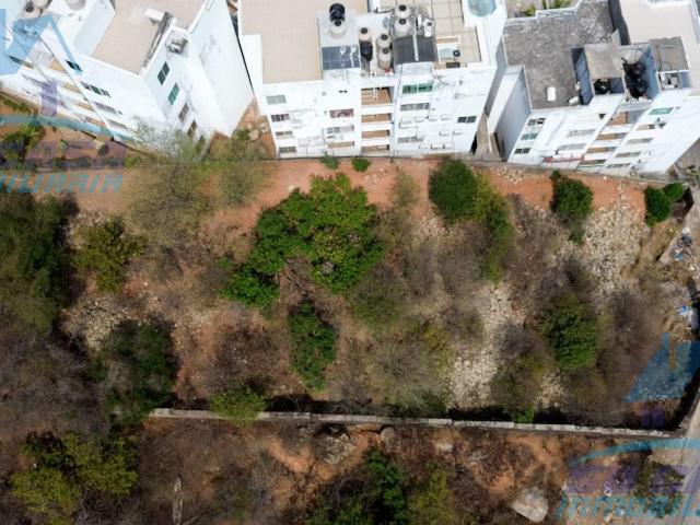 Terreno en Barrio La Pinzona