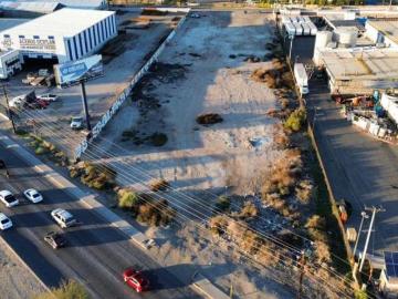 Terreno en Blvd. Lazaro Cardenas