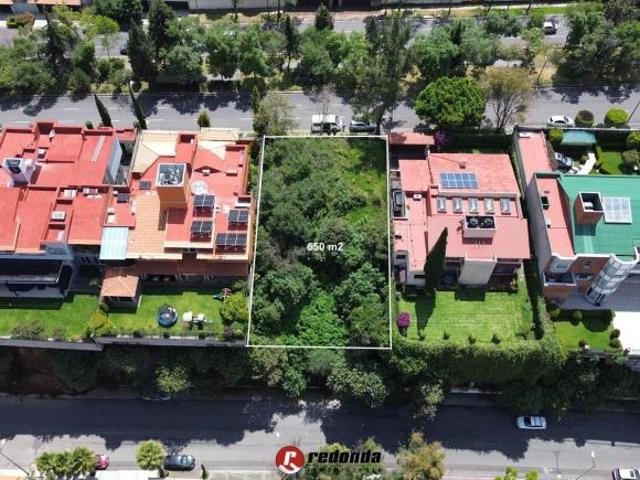 Terreno en Bosques de las Lomas