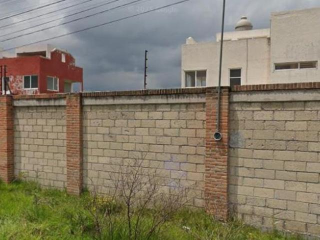 Terreno en Cacalomacan