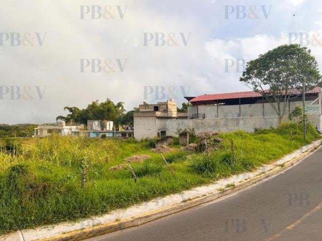 Terreno en Camino Antiguo Rancho Viejo, Miradores