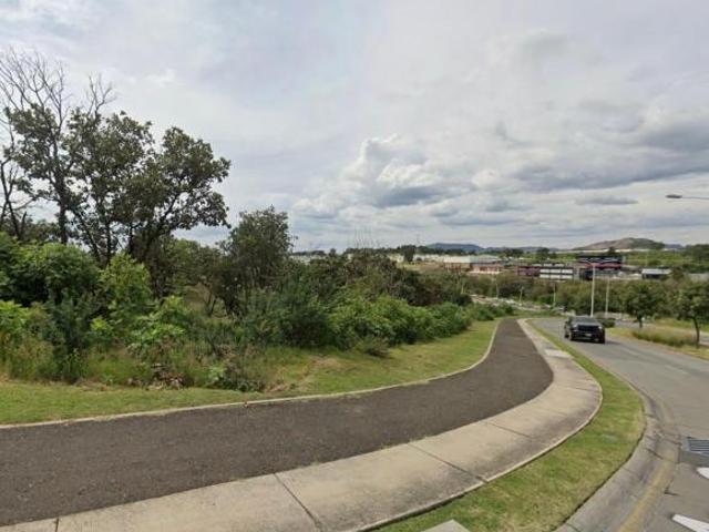 Terreno en Capital Norte 4,997m2 en avenida uso de suelo comercial