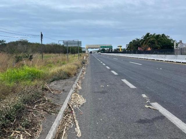 TERRENO EN CARRETERA VERACRUZ/CARDEL