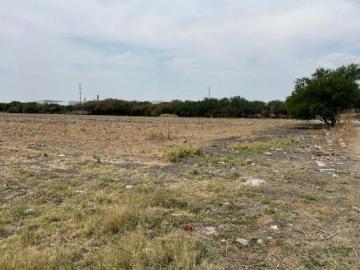 Terreno en Cementos