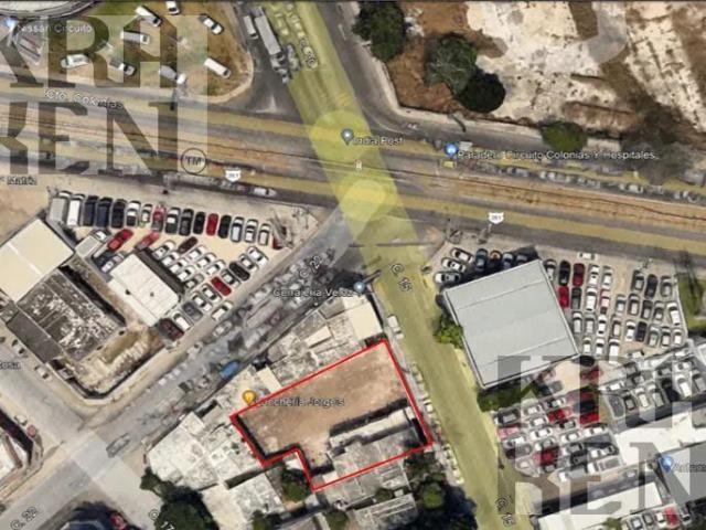 Terreno en Circuito Colonias