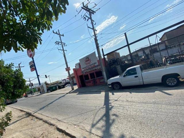 TERRENO EN COLONIA VALLE VERDE, TIJUANA