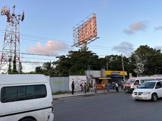 Terreno en Comercial en Renta, Av. Lopez Portillo, Canc?n