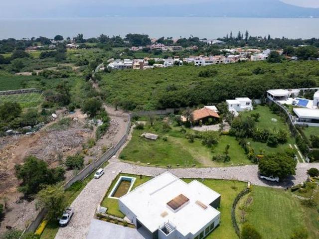 TERRENO EN CONDOMINIO EXCLUSIVO EL AHUILOTE EN LA RIVERA DE CHAPALA