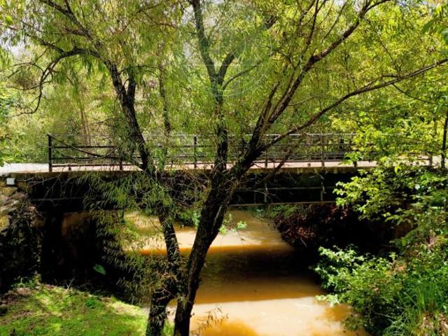 Terreno en condominio privado con río en Tapalpa – 985.5 m² con todos los servicios