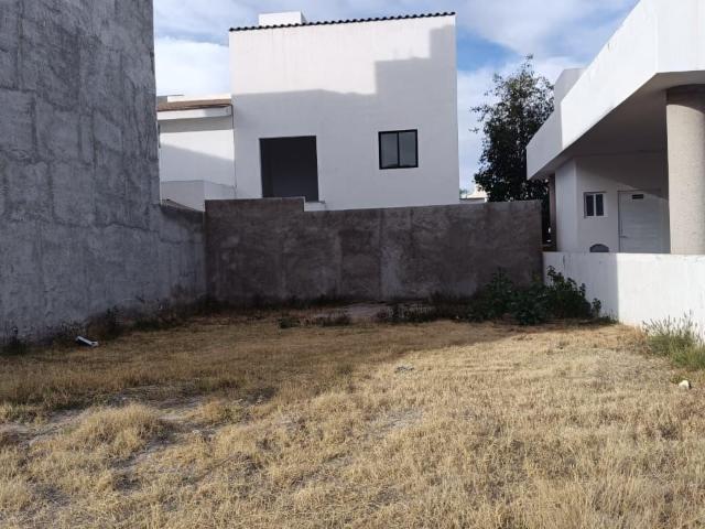 Terreno en Condominio Residencial las Plazas, Aguascalientes