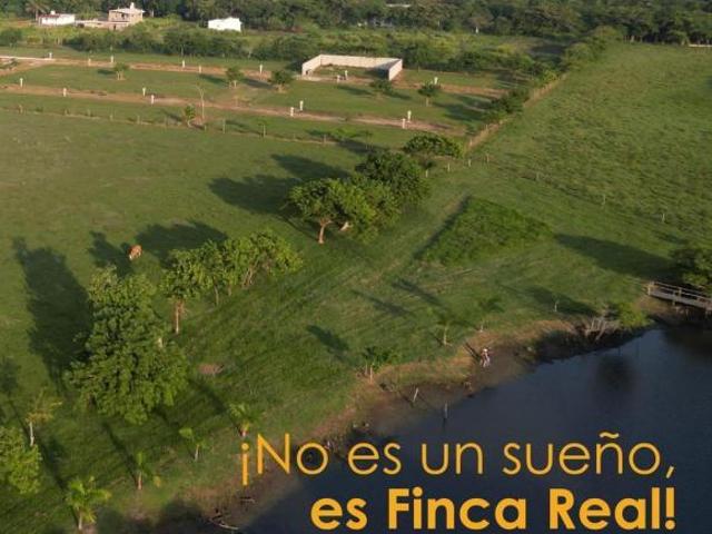 Terreno en costa esmeralda