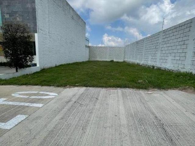 Terreno en coto Avellano Valle Imperial en VENTA