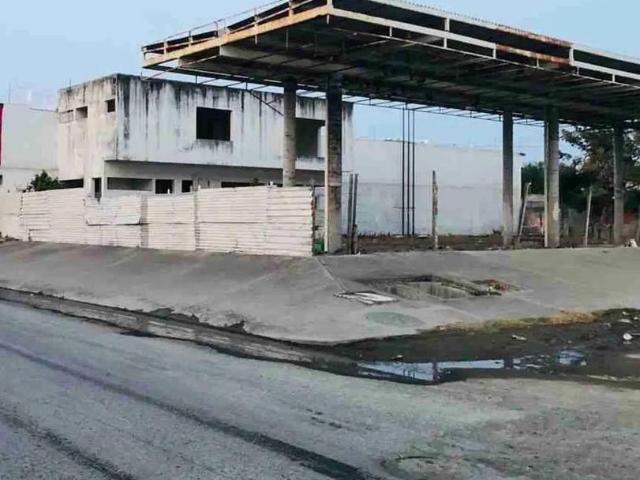 Terreno en Dos Caminos en avenida y en esquina
