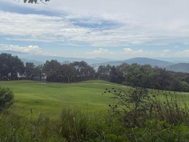 TERRENO CON VISTA PANORÁMICA Y CAMPO DE GOLF EN EL CIELO COUNTRY CLUB TLAJOMULCO