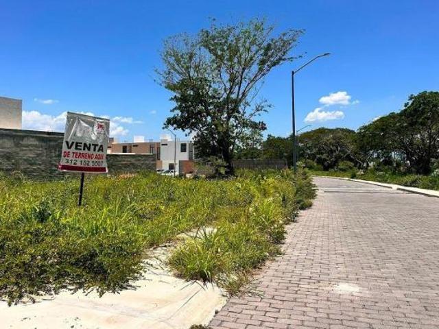 TERRENO EN ESQUINA CIUDAD NATURA