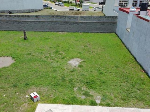 Terreno en esquina en Mina Morán, es Zona Plateada 537m2