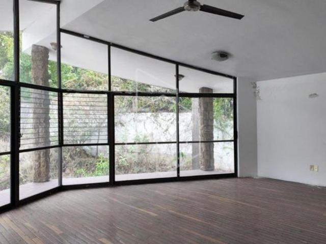Terreno en esquina en venta – Colinas de San Javier, Guadalajara