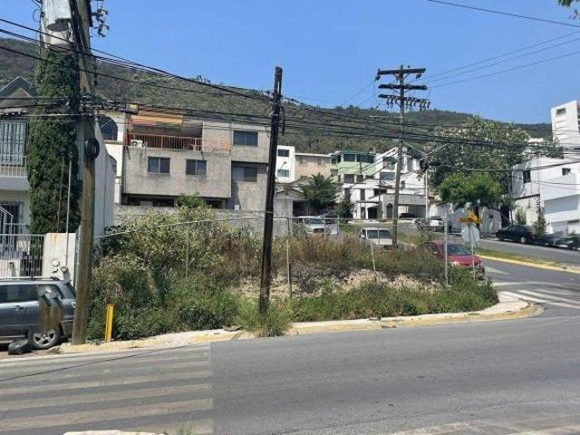 TERRENO EN ESQUINA EN VENTA SAN JEMO Y CORDILLERA