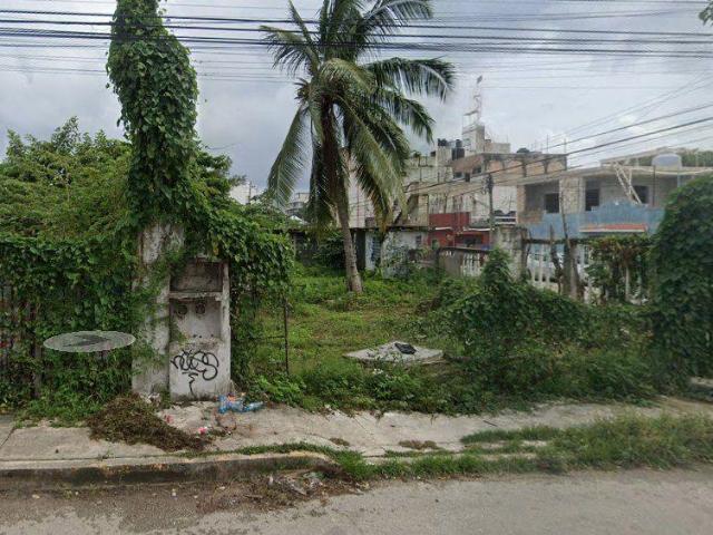 Terreno en esquina para proyecto de 7 niveles / Corner lot perfect for 7 floor development