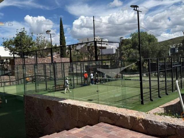 Terreno en Fracc. Club de Golf La Loma SLP con vista Panorámica a la Ciudad