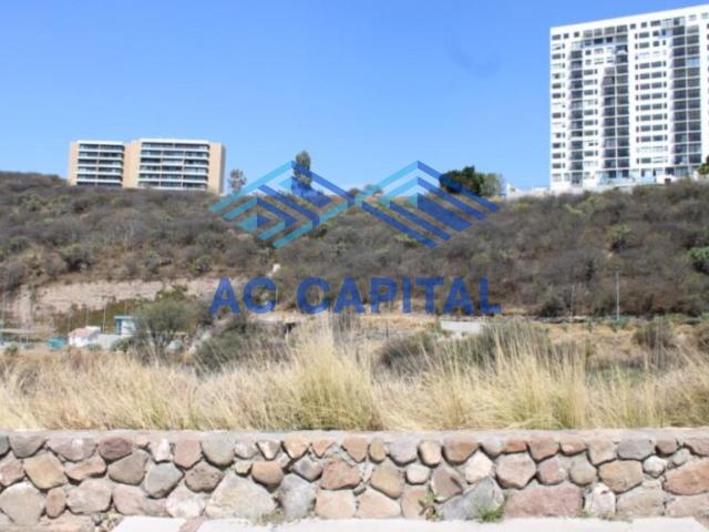 Terreno en venta para Desarrollo Habitacional ? 2,834 m? ? Ca?adas del Lago