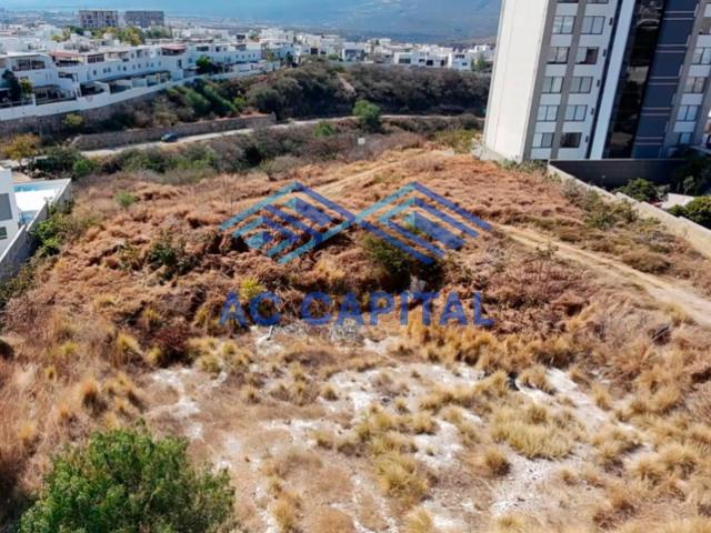 Terreno en venta para Desarrollo Habitacional ? 2,834 m? ? Ca?adas del Lago