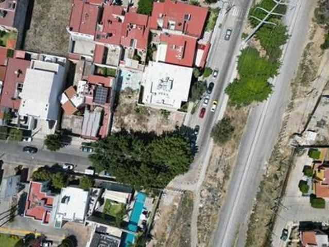 Terreno en Fraccionamiento Jardines Vallarta