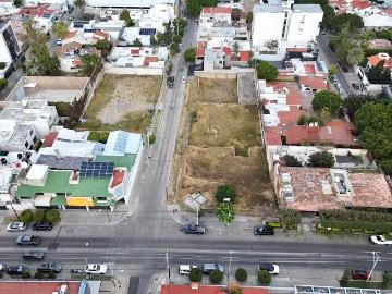 Terreno en Fraccionamiento Jardines del Moral