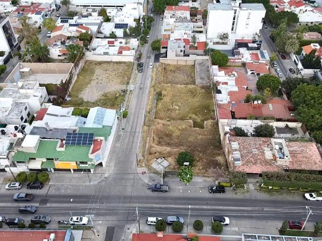 Terreno en Fraccionamiento Jardines del Moral