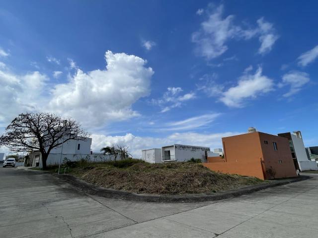 Terreno en Fraccionamiento Real Mandinga