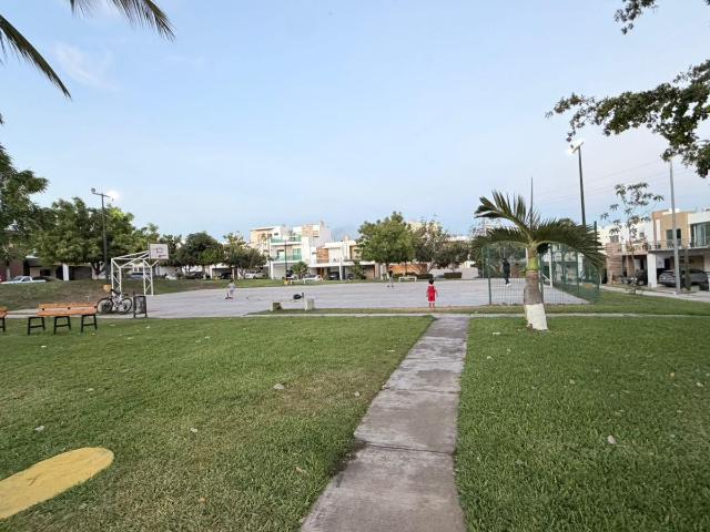 Terreno en Fraccionamiento Real del Valle