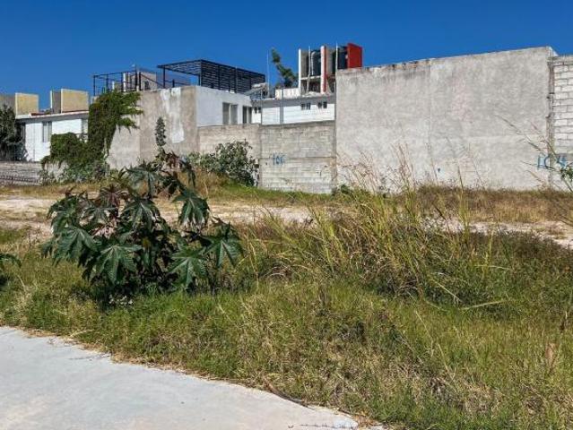 Terreno en Fraccionamiento Santuarios del Cerrito