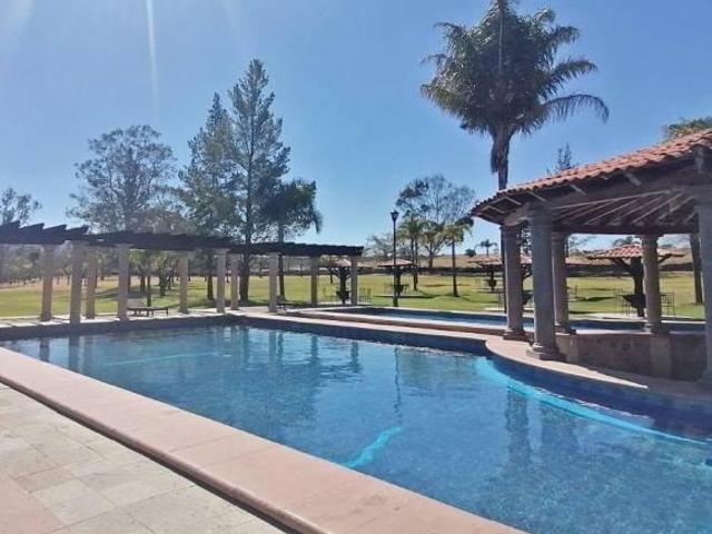 ¡Terreno en Hacienda Real 1800, Residencial & Country Club!