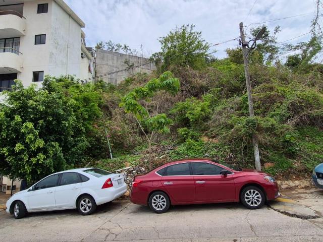 Terreno en Hornos Insurgente, Calle del Mogote