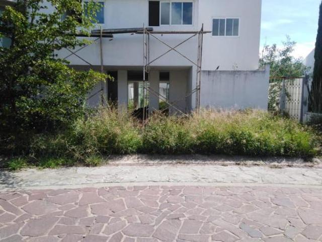 TERRENO EN JARDÍN REAL