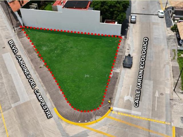 Terreno en Jardines del Campestre