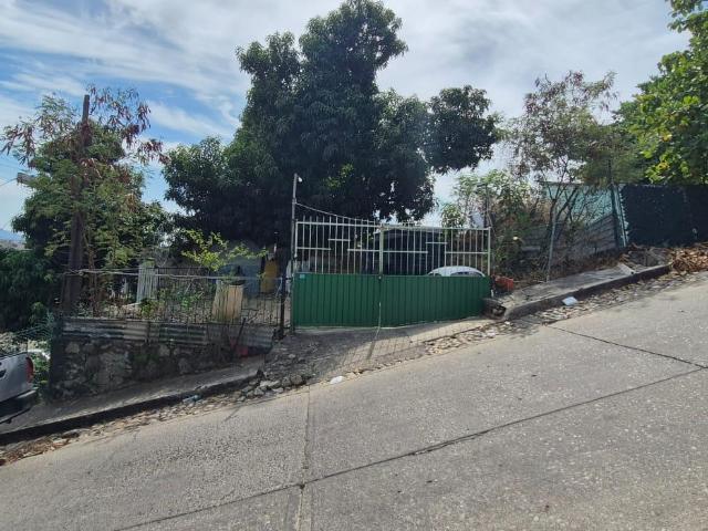 Terreno en la Calle 12