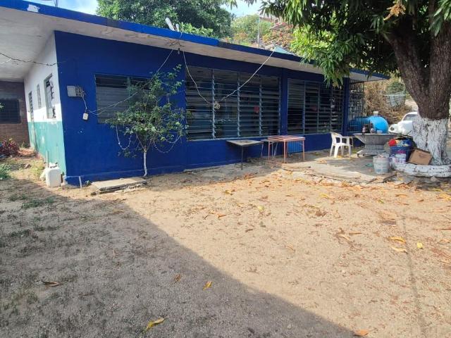 Terreno en la Calle 12