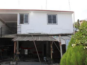 Terreno en la Glorieta de Puerto Marquez